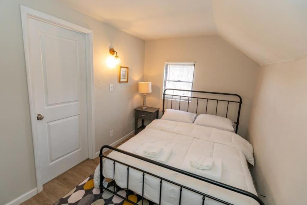 Cozy & Comfy Cottage In The City - W Parking Pittsburgh Luaran gambar